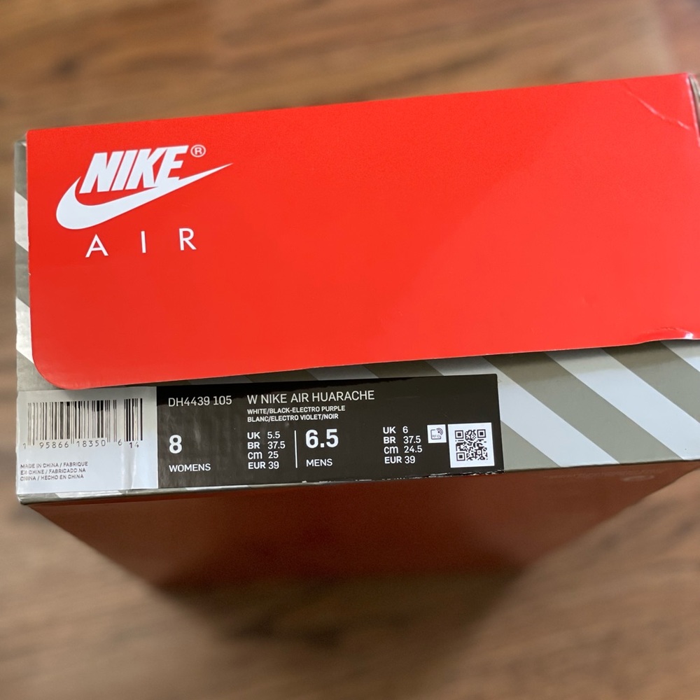 W NIKE AIR HUARACHE OG “PURPLE PUNCH” - Picture 7 of 8